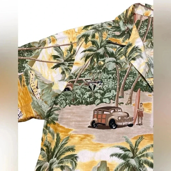 🌴 RJC Hawaiian men’s button down shirt size Medium 🌴
BIN #9 - Picture 2 of 5